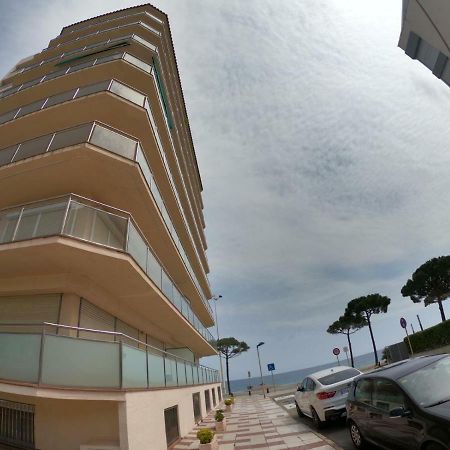 Apartamento A Primera Linea De Mar En بلاتجا ذارو المظهر الخارجي الصورة