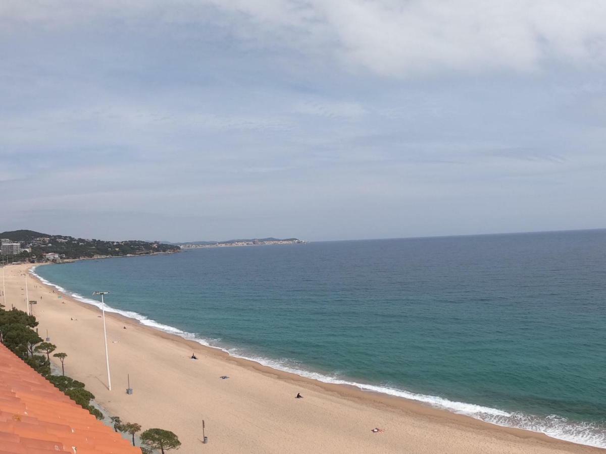 Apartamento A Primera Linea De Mar En بلاتجا ذارو المظهر الخارجي الصورة